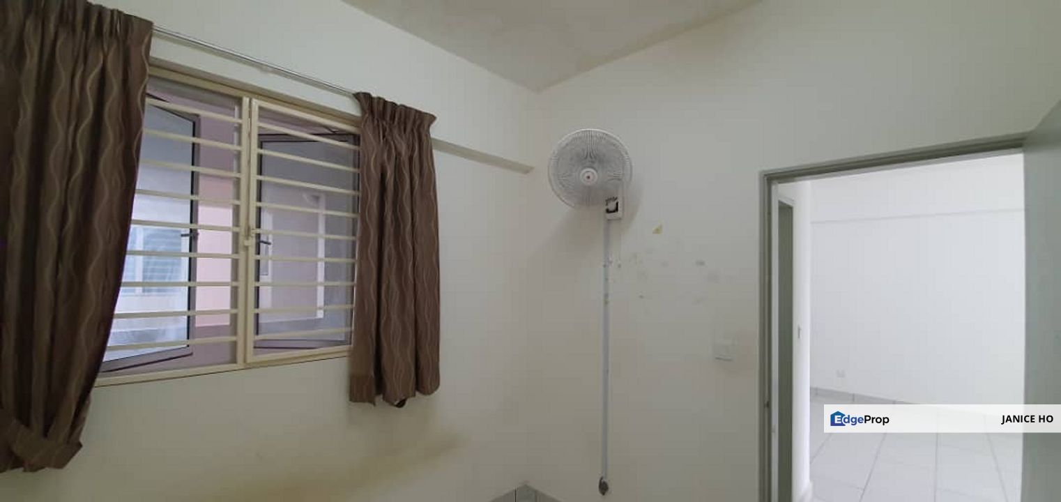 Residence 1 @ Tiara South Partial Furnished, Selangor, Semenyih