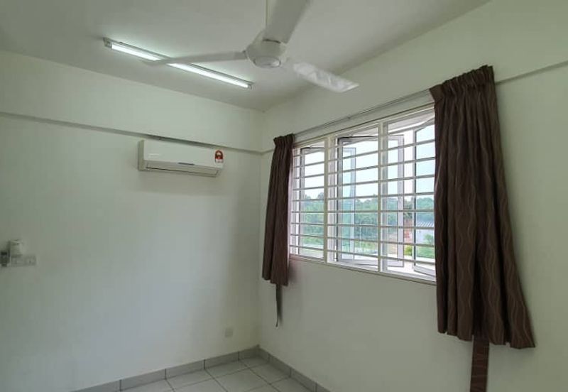 The Residence 1 @ Tiara South