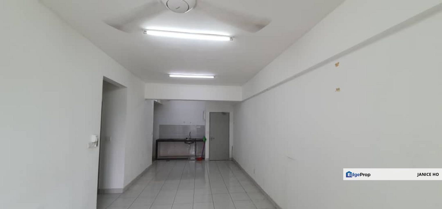 Residence 1 @ Tiara South Partial Furnished, Selangor, Semenyih