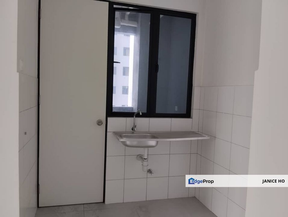 Majestic Maxim 2 Car Parks 3 Rooms Brand New, Kuala Lumpur, Cheras