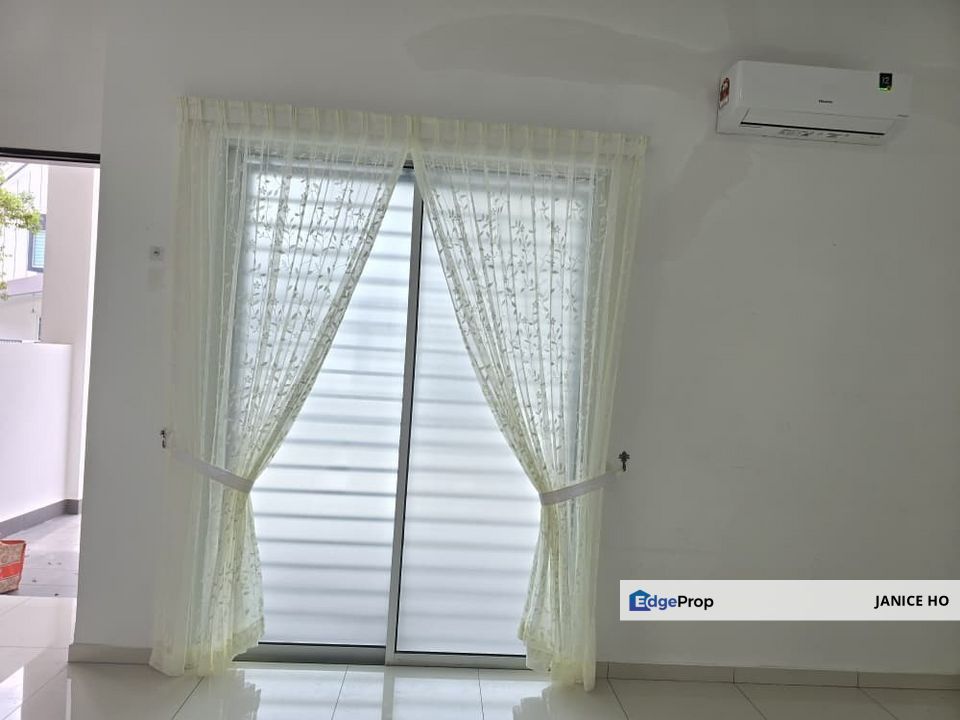 Eco Forest 4 Rooms Almost Fully Furnished, Selangor, Semenyih