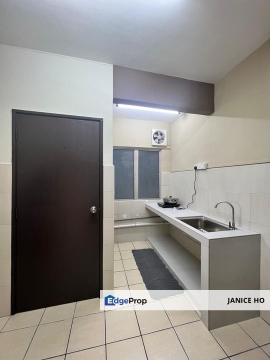 Angkasa Condominium Ready Move In 3 Rooms Fully Furnished, Kuala Lumpur, Cheras