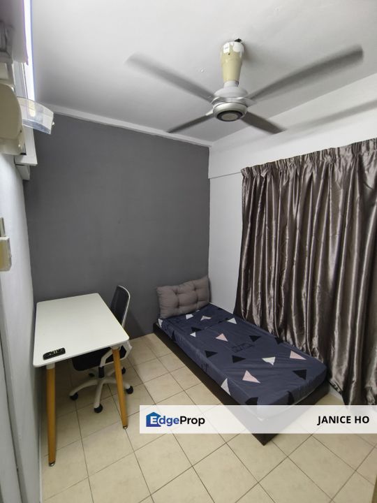 Angkasa Condominium 4 Rooms Fully Furnished, Kuala Lumpur, Cheras