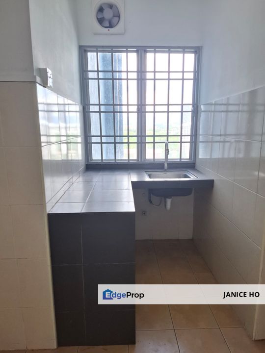 Angkasa Condominium Partial Furnished 3 Rooms, Kuala Lumpur, Cheras