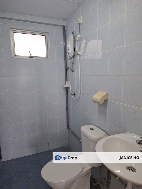 Angkasa Condominium Partial Furnished 3 Rooms, Kuala Lumpur, Cheras