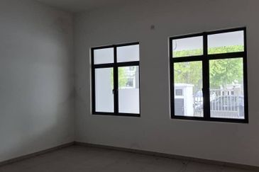 Cradleton @ Eco Majestic