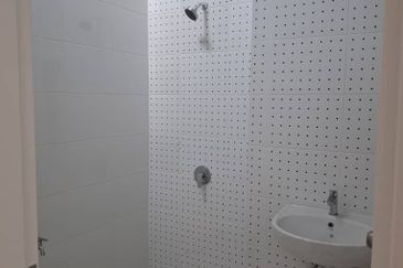 Cradleton @ Eco Majestic