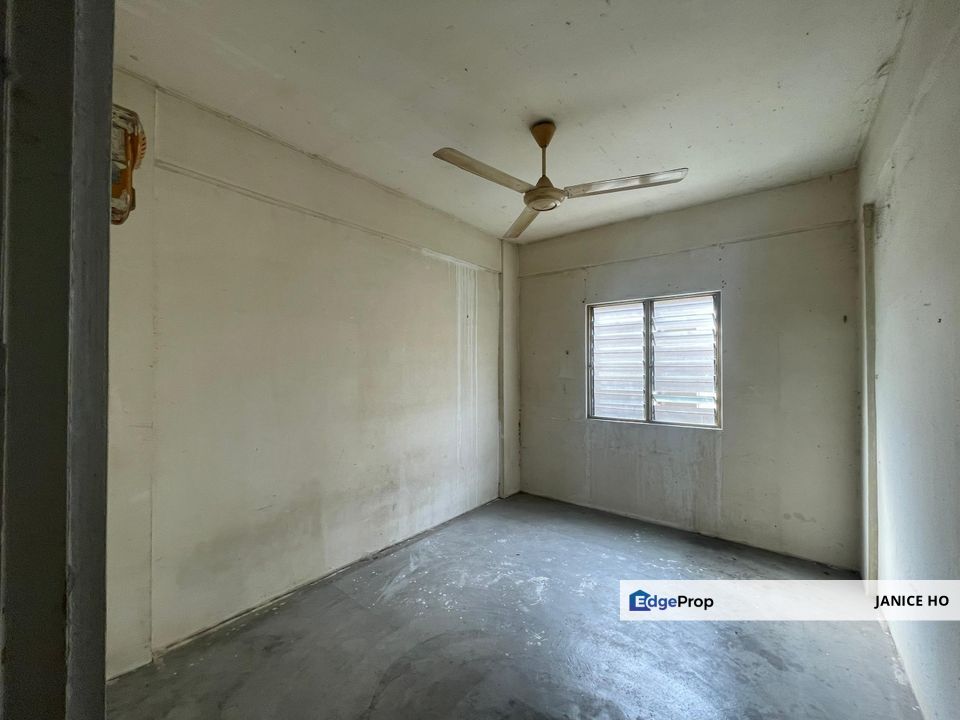 Puchong Utama Court 2, Selangor, Puchong