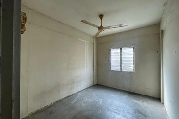 Puchong Utama Court 2