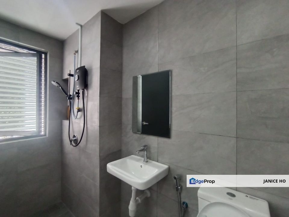 UCSI Residence 2 Six Rooms Fully Furnished, Kuala Lumpur, Sungai Besi