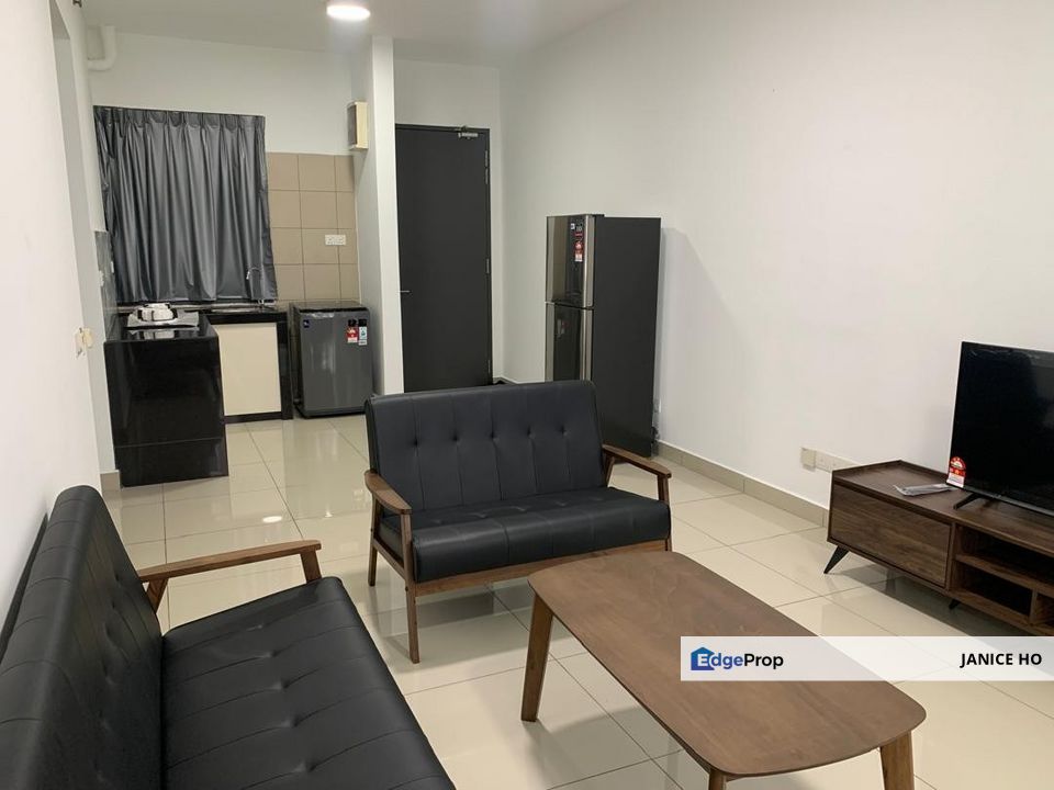 Univ 360 Place 2 Rooms Fully Furnished, Selangor, Seri Kembangan