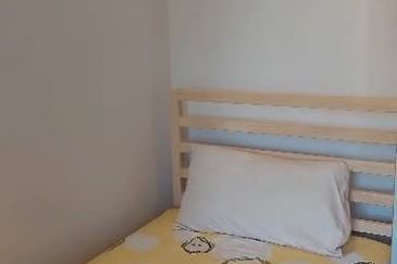 Henna Residence @ The Quartz