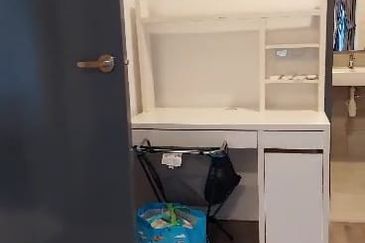 Henna Residence @ The Quartz