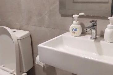 Henna Residence @ The Quartz