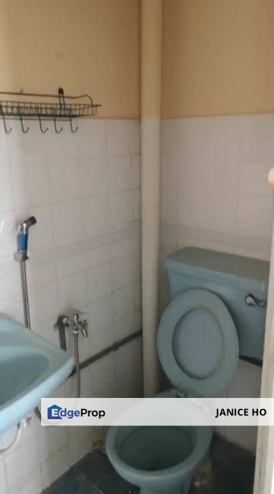 Taman Kinrara Puchong Single Storey Partial Furnished, Selangor, Puchong