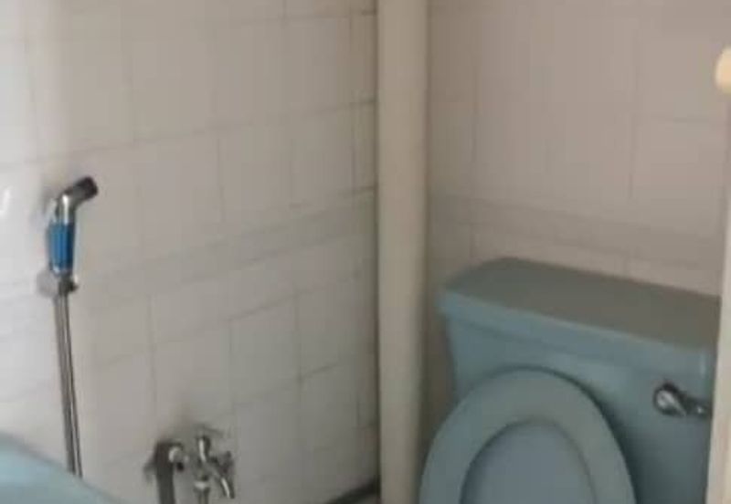 Taman Kinrara Seksyen 4