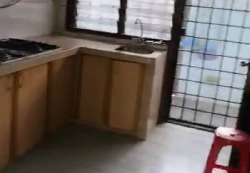 Taman Kinrara Seksyen 4