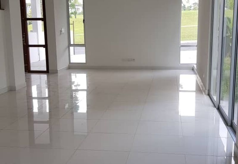 Parkfield Residences, Tropicana Heights