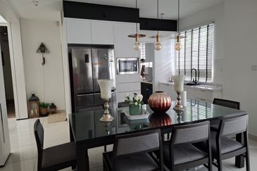 Parkfield Residences, Tropicana Heights