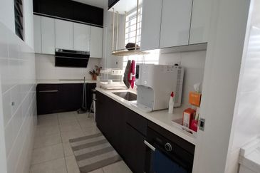 Parkfield Residences, Tropicana Heights