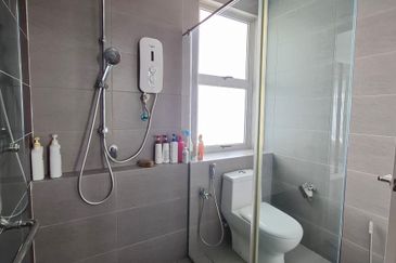 Parkfield Residences, Tropicana Heights