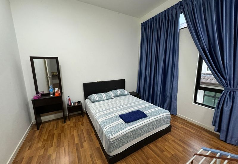 Tenderfields @ Eco Majestic