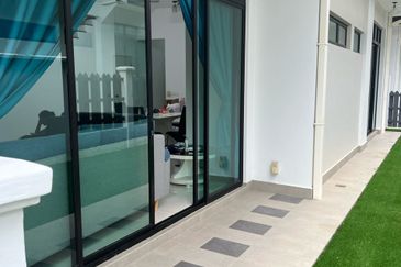 Tenderfields @ Eco Majestic