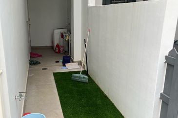 Tenderfields @ Eco Majestic