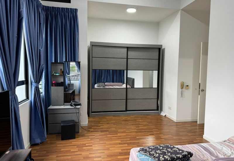 Tenderfields @ Eco Majestic