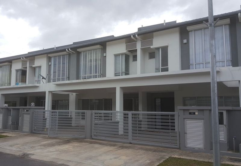 Fairfield Residences, Tropicana Heights