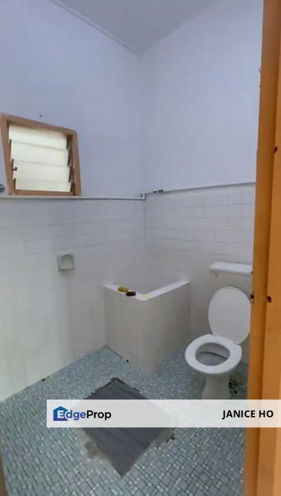 Taman Taynton View 1.5 Storey House Partial Furnished Endlot, Kuala Lumpur, Cheras