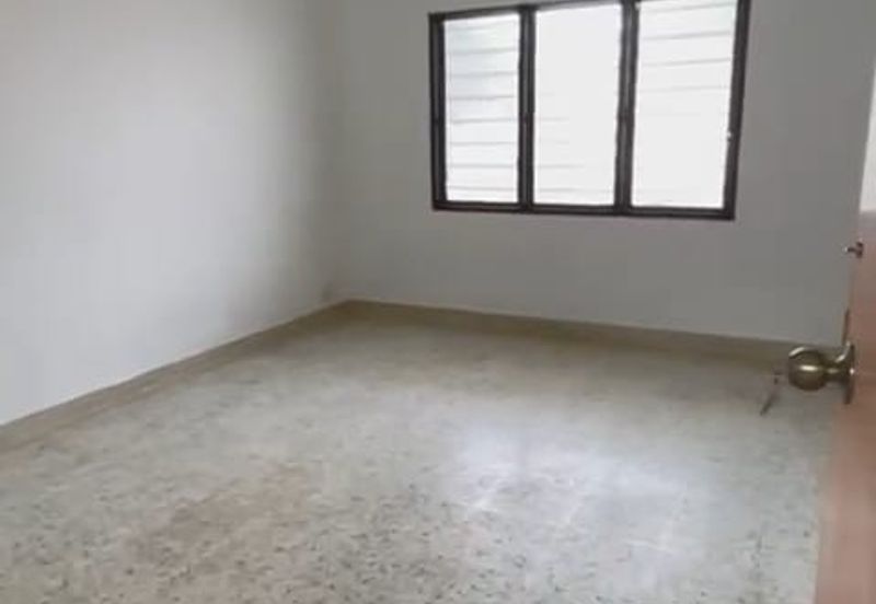 Taman Taynton (Taynton View)