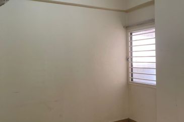 Tiara Hatamas Apartment