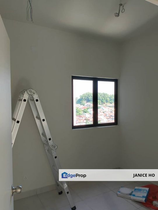 Majestic Maxim 3 Rooms 2 Car Parks Brand New Unit, Kuala Lumpur, Cheras