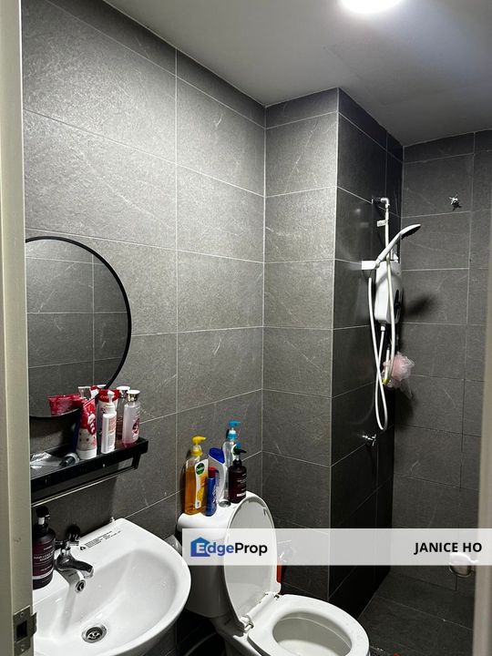 Majestic Maxim 3 Rooms 1 Car Park Partial Furnished, Kuala Lumpur, Cheras