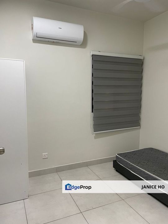 Majestic Maxim 3 Rooms 2 Car Parks Fully Furnished, Kuala Lumpur, Cheras