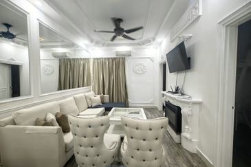 Ascotte Boulevard Condominium