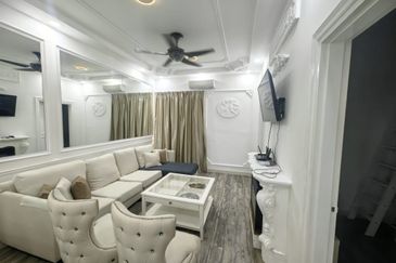 Ascotte Boulevard Condominium