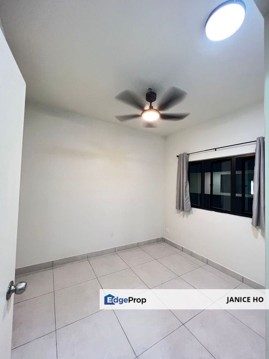 Majestic Maxim 2 Rooms Partial Furnished, Kuala Lumpur, Cheras