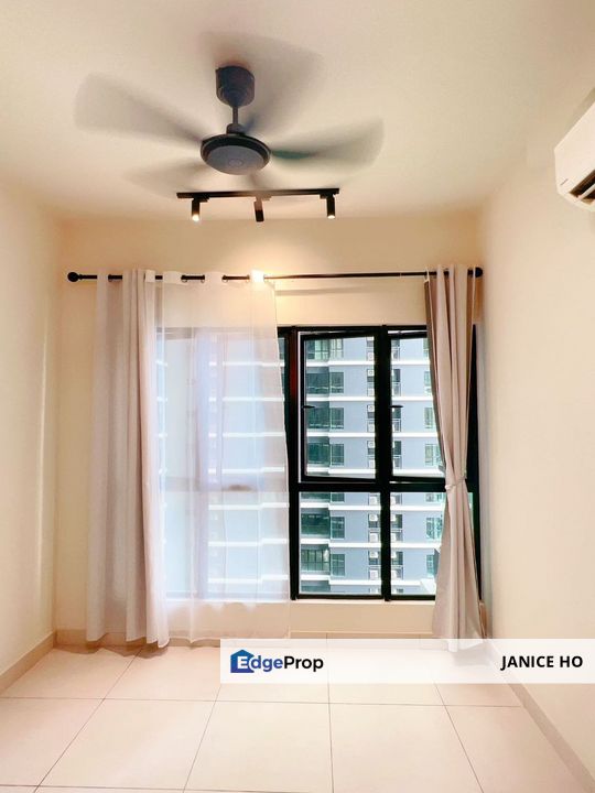 Majestic Maxim 2 Rooms Partial Furnished, Kuala Lumpur, Cheras