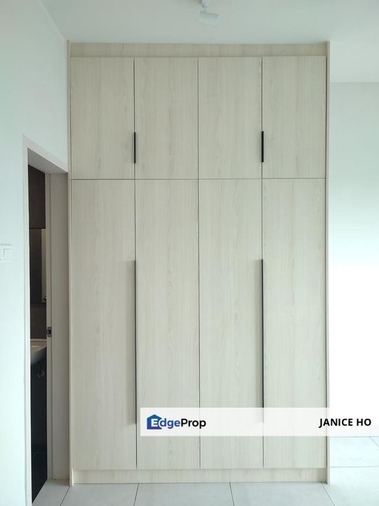 Majestic Maxim 3 Rooms Partial Furnished, Kuala Lumpur, Cheras