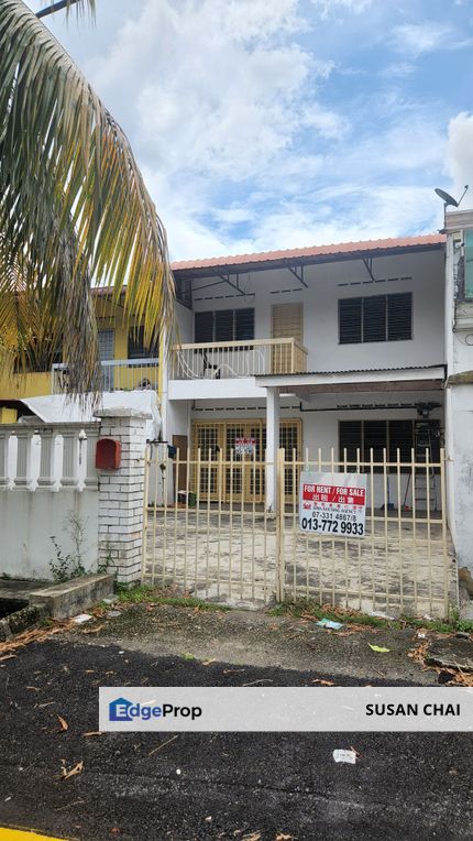 Taman Sri Bahagia 2 storey house sell 420k, Johor, Johor Bahru