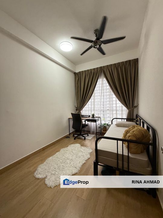 Fully Furnished Cantik BSP 21 Serviced Apartment Bandar Saujana Putra, Selangor, Jenjarom