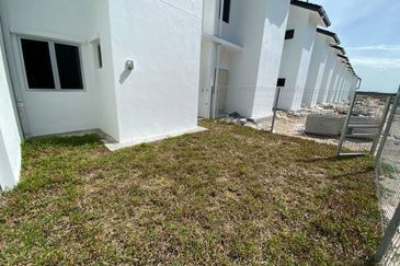 [FACING OPEN] ALURA Bandar Bukit Raja Klang near AEON Bukit Raja