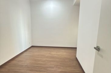 Gravit8 @ Klang South