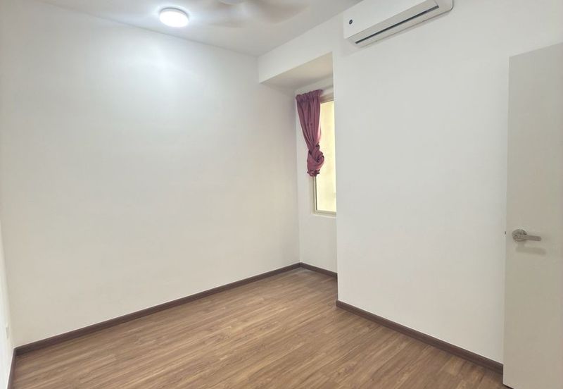 Gravit8 @ Klang South