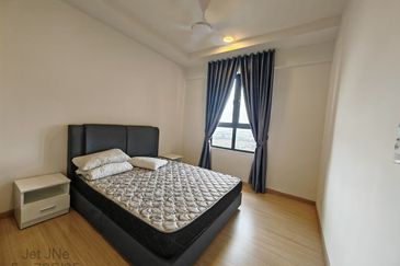 Gravit8 @ Klang South