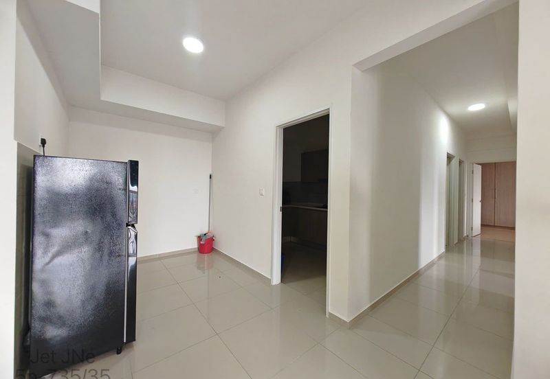 Gravit8 @ Klang South