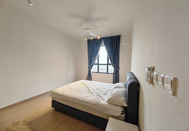 Gravit8 @ Klang South