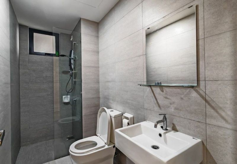 Gravit8 @ Klang South